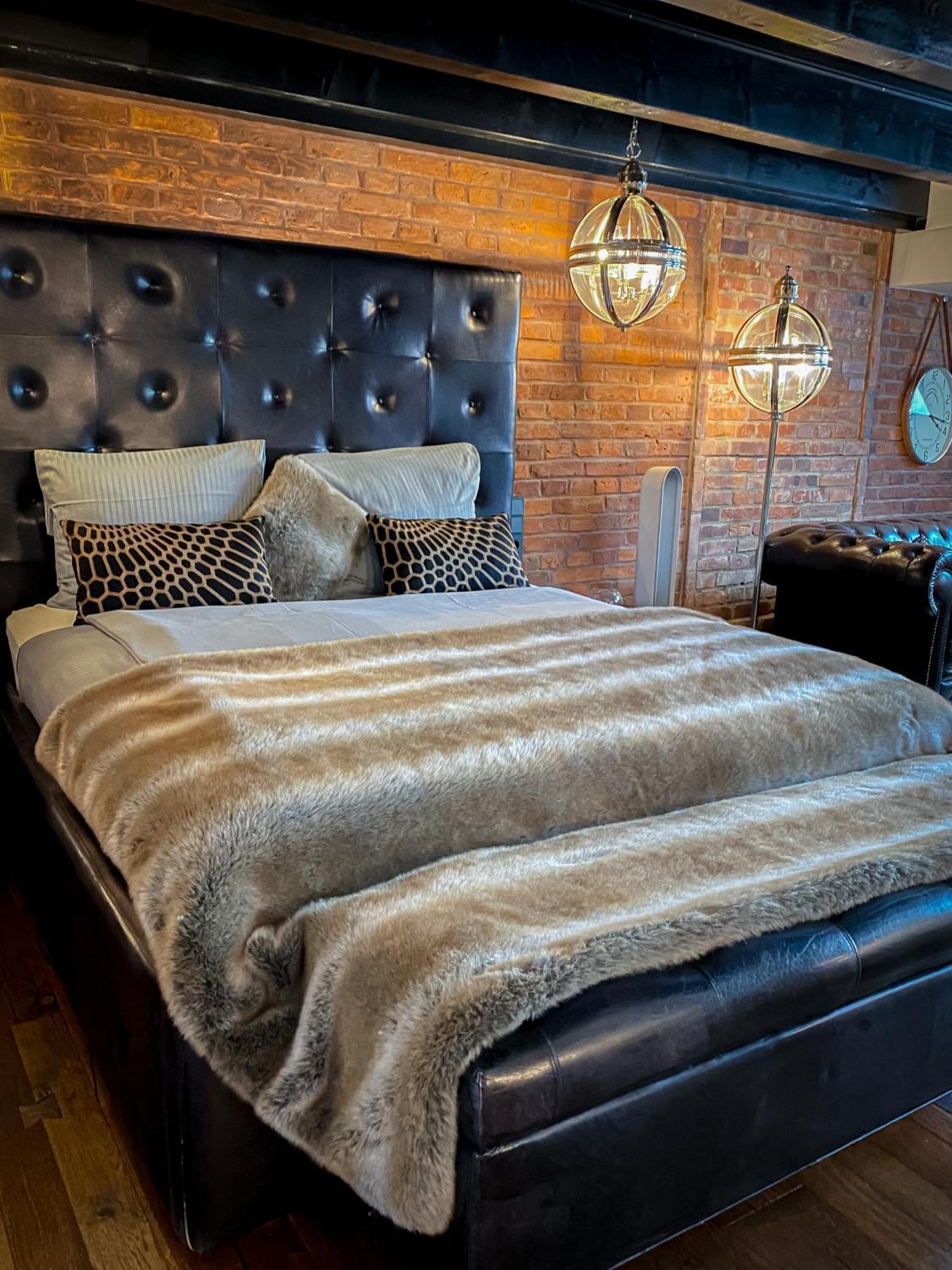 Boutique Hotel Schulz Classic นอยชตัดท์ อัม รูเบนแบร์เกอ ภายนอก รูปภาพ